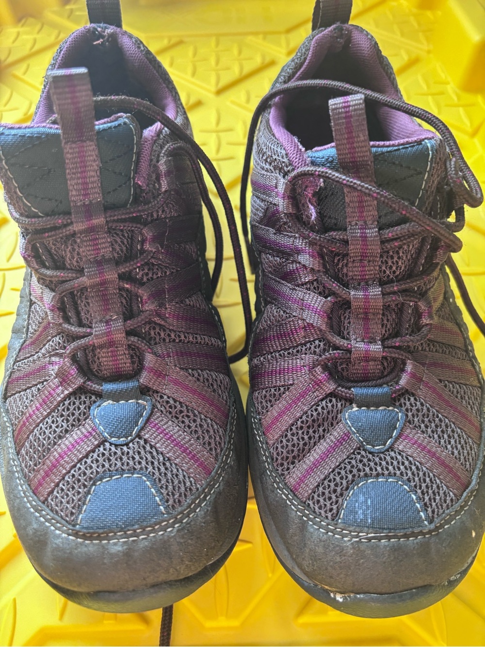Purple and Gray Mesh Athletic Shoes